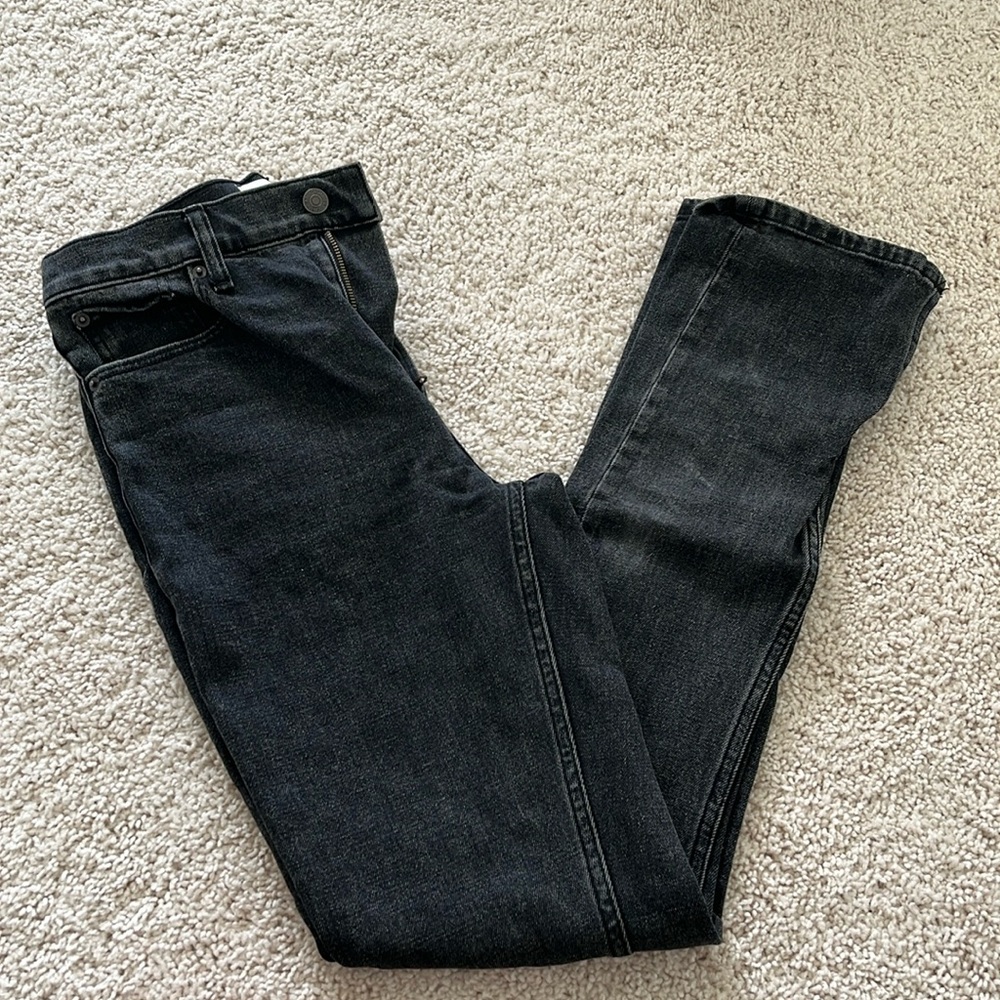 ✨ AF black jeans.